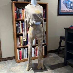 Tye dye lounge outfit